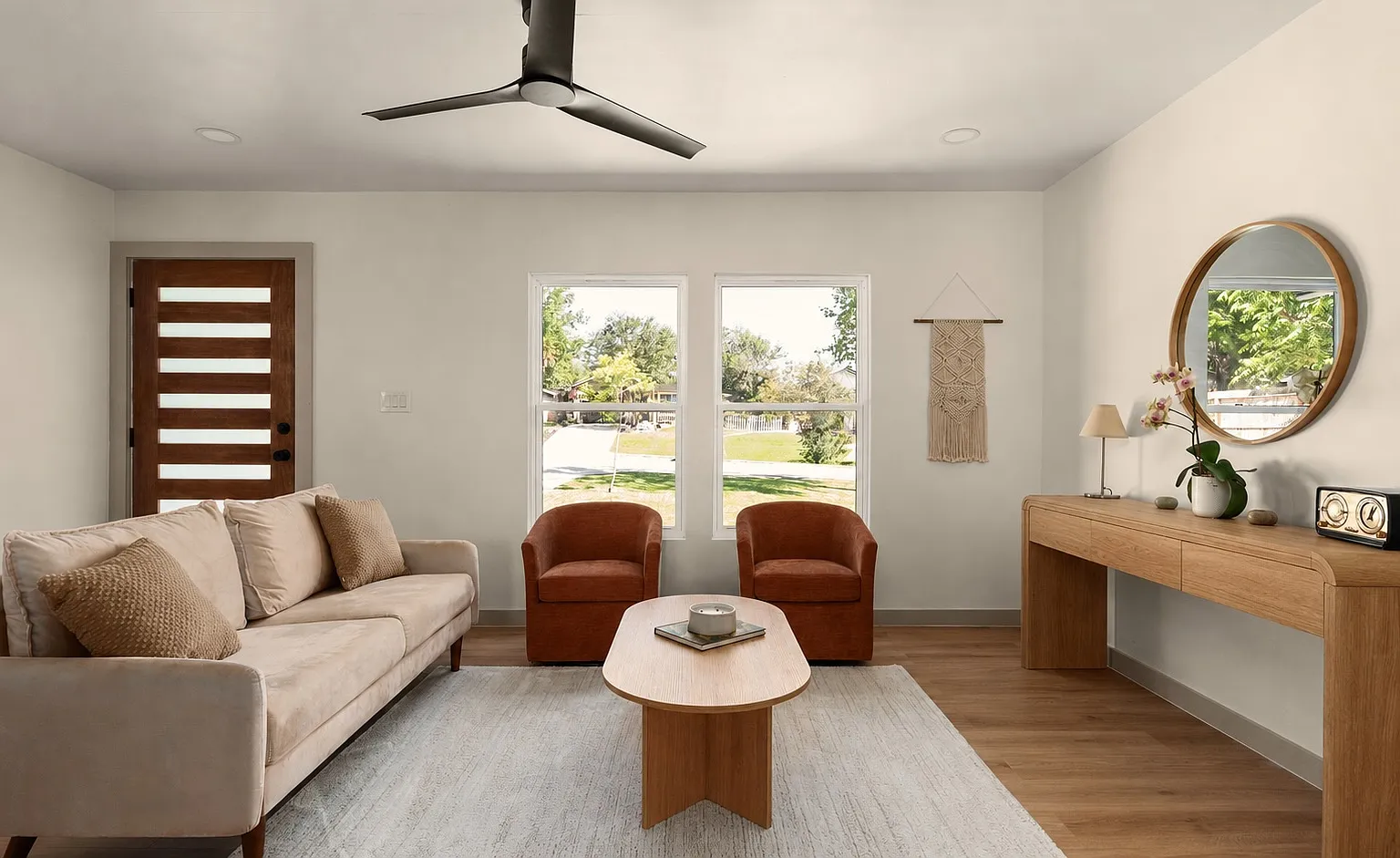 3 bed, 1100 sqft, $2,095 — Photo 3