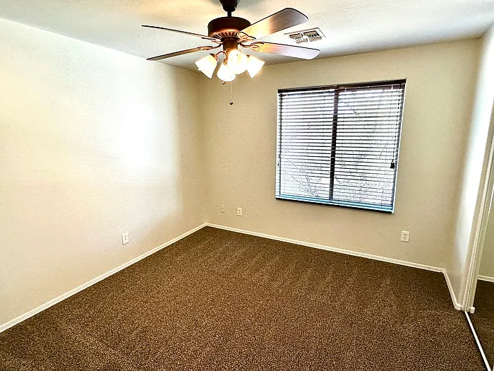 2208 S 48th St — Photo 13