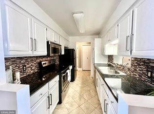 317 6th Ave SW APT 506, Rochester, MN 55902