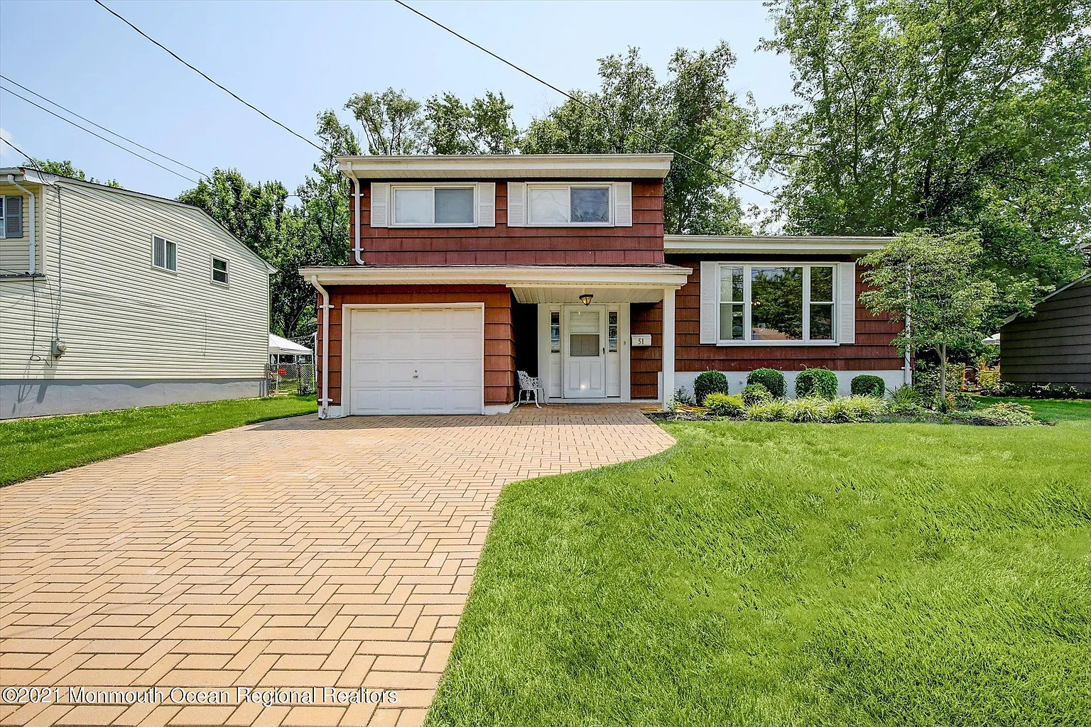 51 Stevens Ave photo 1