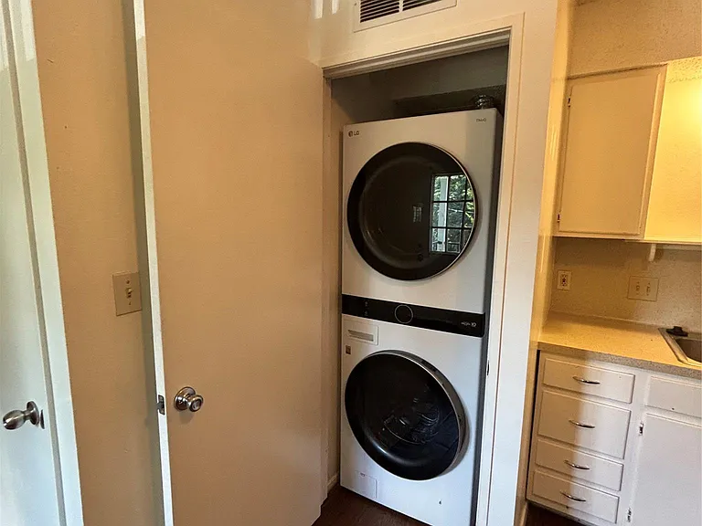3462 Willowrun Dr #C — Photo 5