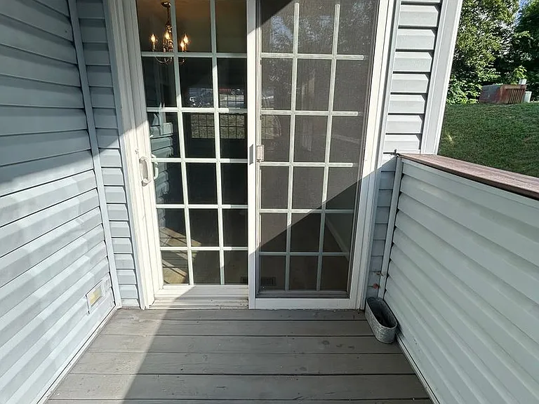 27 Martine Ct #2 — Photo 16