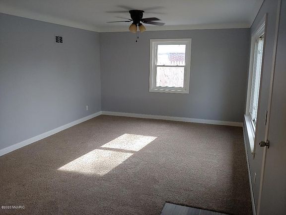 3rd image of 5167 E H Ave