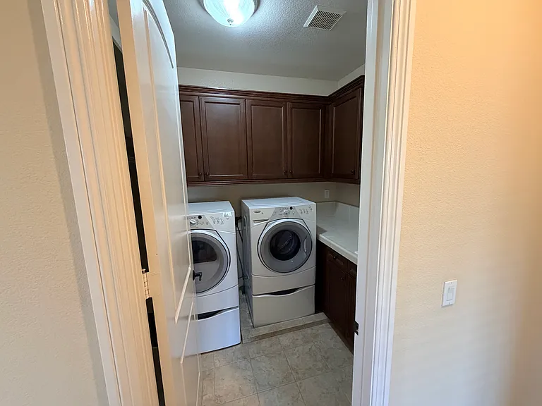 7028 Cinnamon Teal St — Photo 45