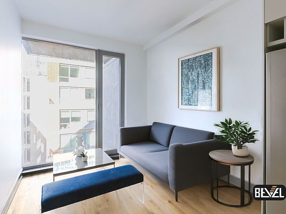 4th image of 42-20 27th St #705