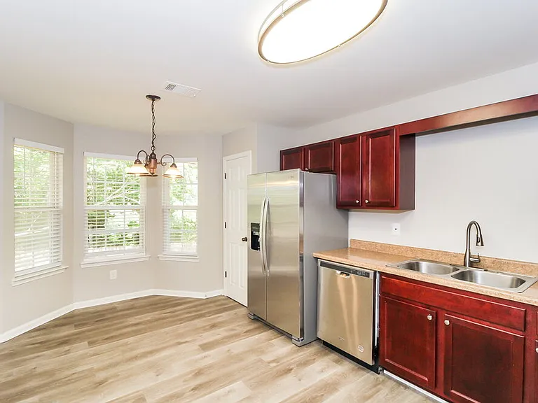 11562 Registry Blvd — Photo 7