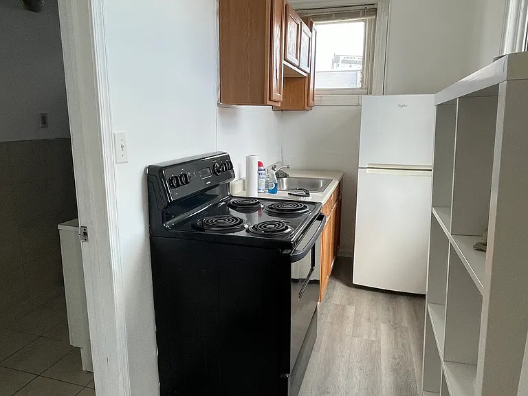 1529 S 2nd St #3F — Photo 6