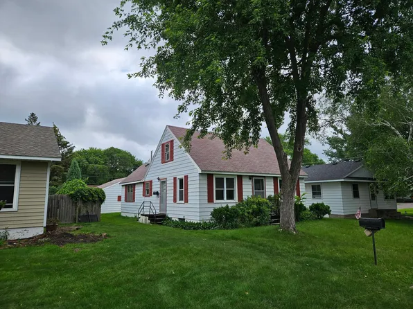 706 28th Ave N, Saint Cloud, MN 56303