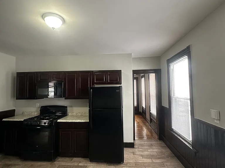 624 Dixwell Ave #1 — Photo 5