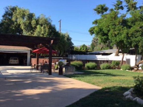 2nd image of 9573 Sunland Blvd