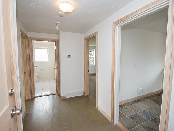 3rd image of 1436 Bercliff Ave #2