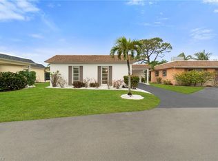 3 Kings Rd #1, Naples, FL 34112