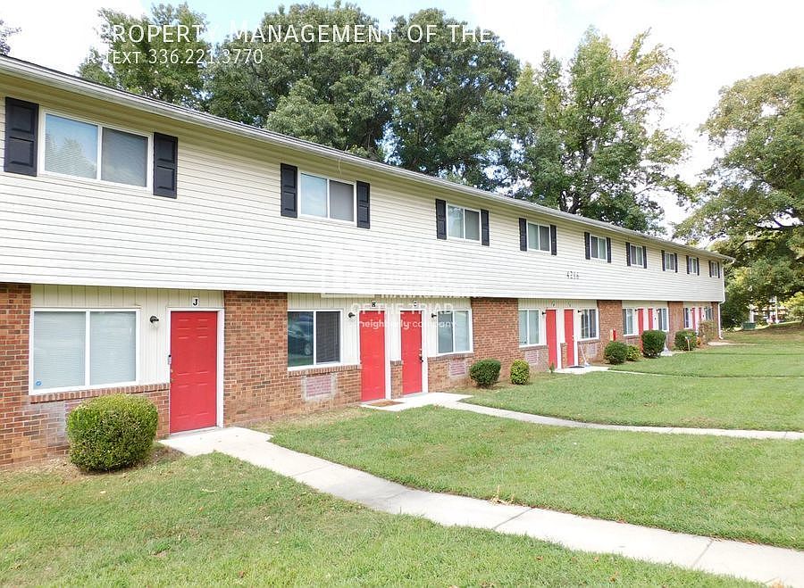 1st image of 4216 Parker St #D