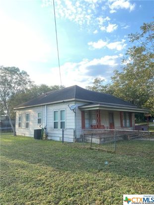 244 N Church St, Goliad, TX 77963