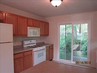 5th image of 1106 Woodbury Pl