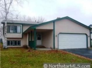 7607 118th Ave N, Champlin, MN 55316
