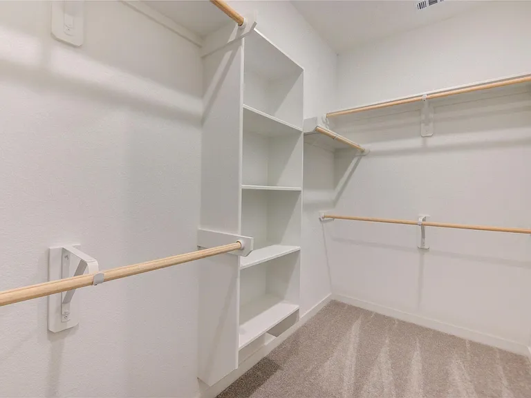 1047 Blue Stone Dr — Photo 46