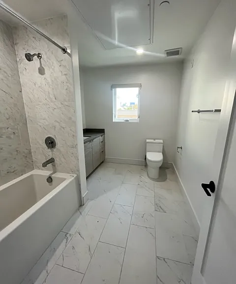 1946 Overland Ave #203 — Photo 13