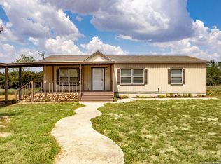 646 Old Colony, Seguin, TX 78155