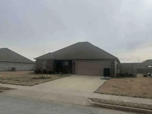 931 Maddy St, Elkins, AR 72727