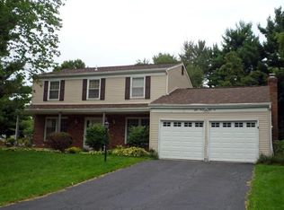 856 Old Farm Rd, Columbus, OH 43213