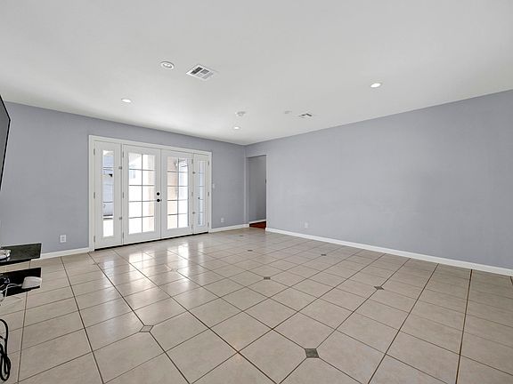 2nd image of 24639 Valley St