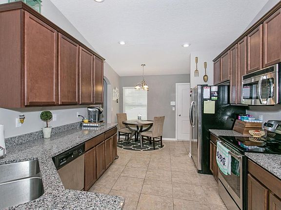 5th image of 15871 Rachel Creek Dr