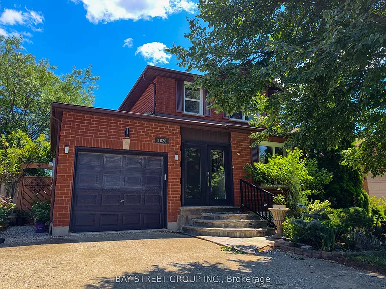 1620 Parish Ln — Photo 2