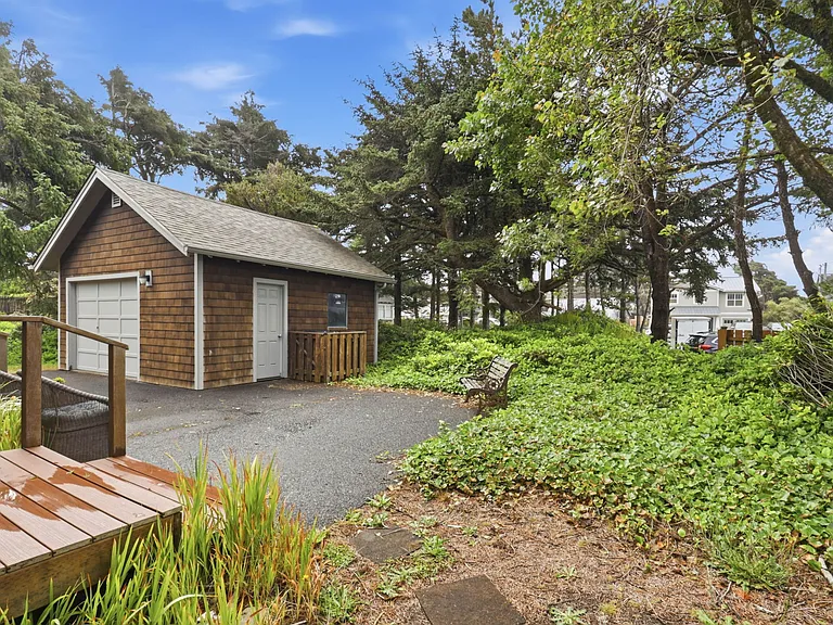 36 Manzanita Ave #36 — Photo 46