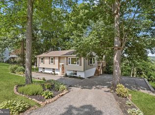 1521 Amalfi Dr, Westminster, MD 21157