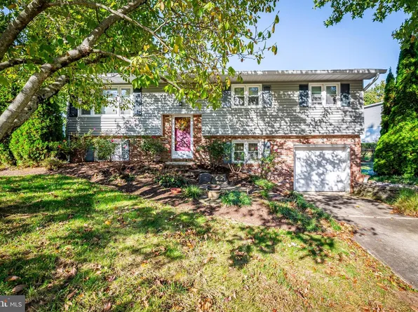 1419 Mariner Dr, Arnold, MD 21012