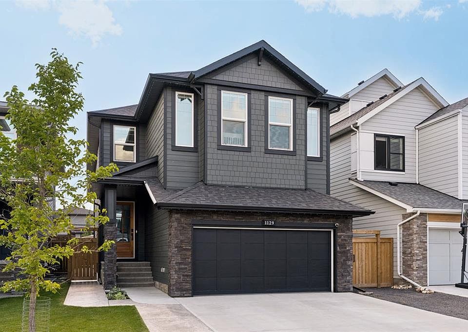 1st image of 1129 N Cranbrook Gdns SE