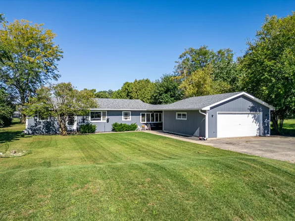 2302 N Hwy 12, Spring Grove, IL 60081