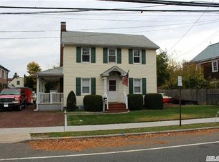 176 Jerusalem Ave, Hicksville, NY 11801