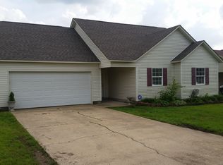 811 Amber Cir, Bono, AR 72416