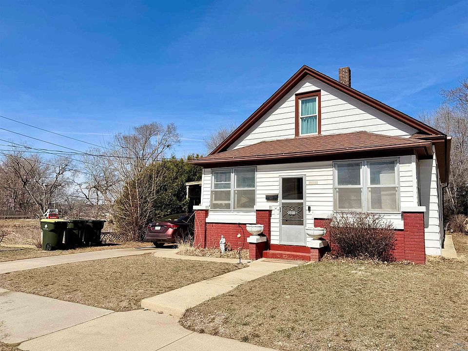 1st image of 2501 Leech Ave