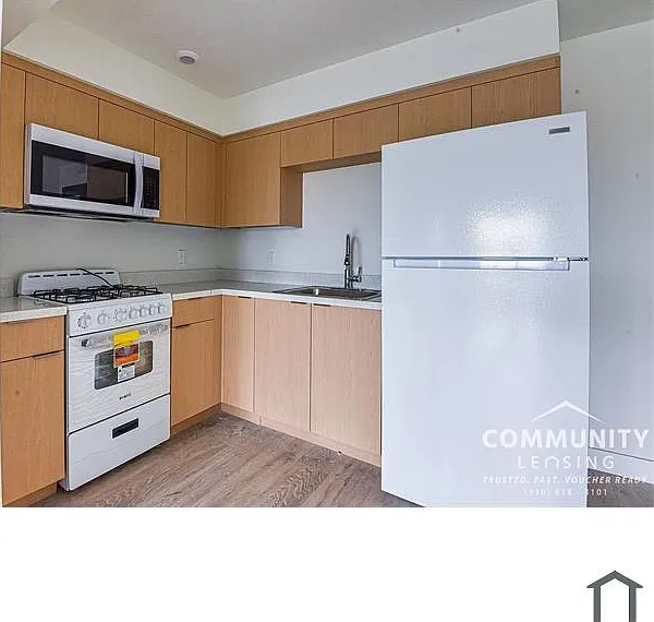 7452 Avalon Blvd #413 — Photo 2