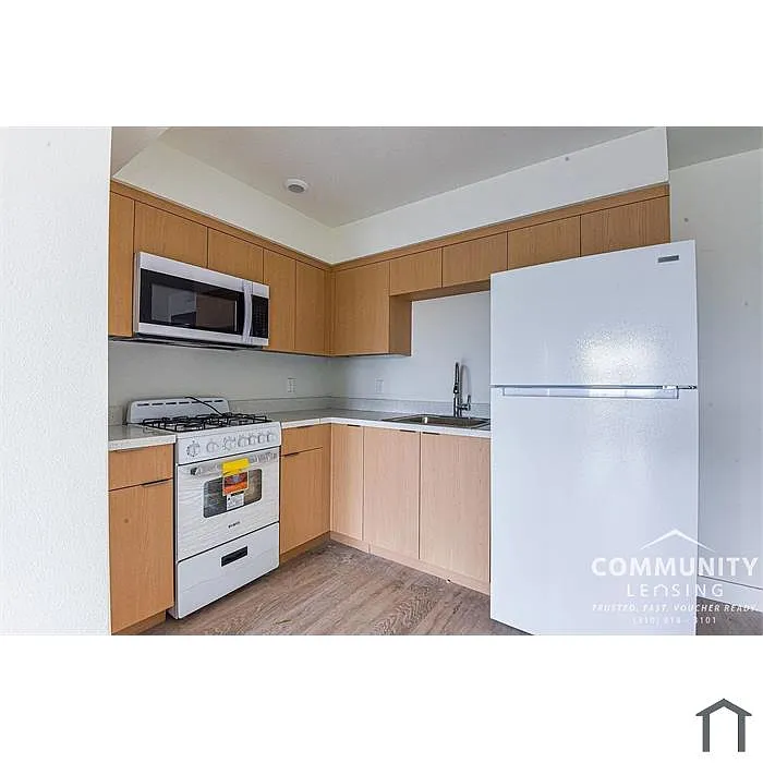 Building Photo - 7452 Avalon Blvd #413