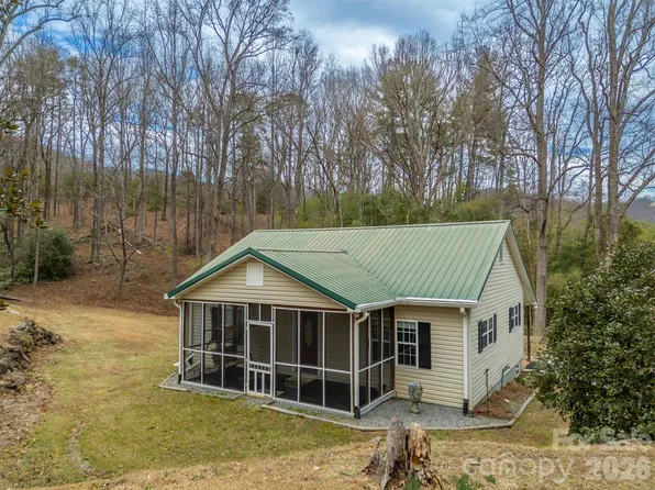 711 Thermal View Dr, Tryon, NC 28782