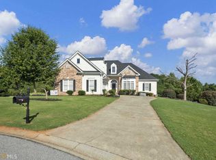 89 Emma Cir, Hoschton, GA 30548