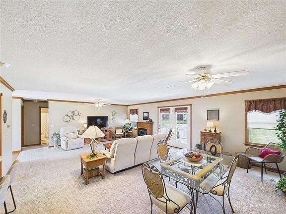 5th image of 112 Aspen Dr