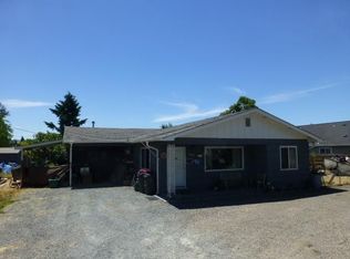 925 N 10th St, Central Pt, OR 97502