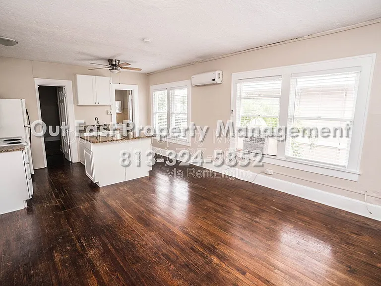 549 2nd St N #3 — Photo 6