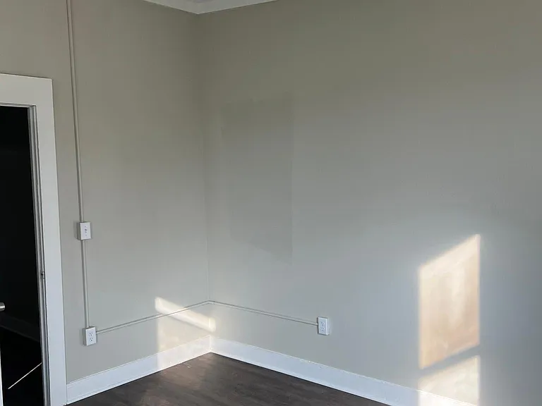 329 Ellicott St #UPPER — Photo 30