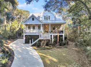13 Edgewater Aly, Isle Of Palms, SC 29451