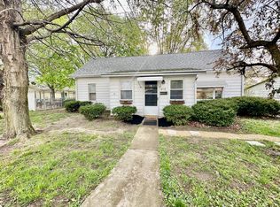 915 7th St, Covington, IN 47932