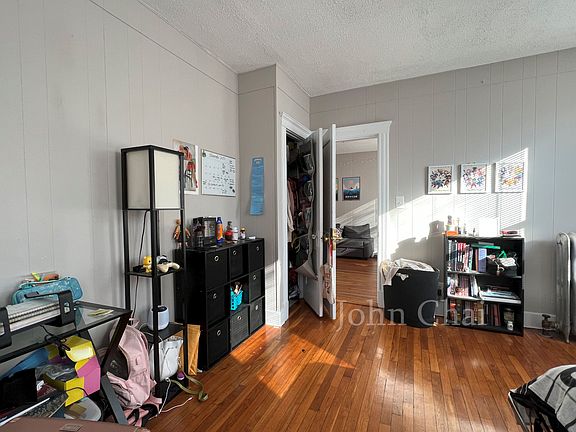 3rd image of 6 Carol Ave APT 9