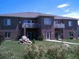 3705 Pheasant Ln UNIT 7, Waterloo, IA 50701