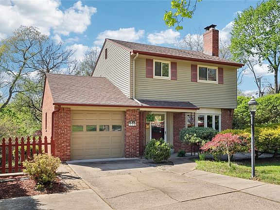 2nd image of 350 Saratoga Dr