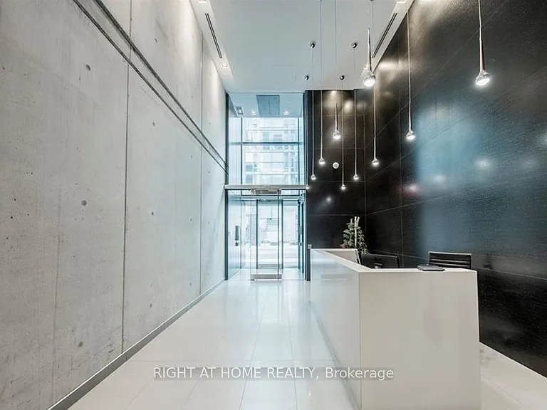 11 Charlotte St #3005 — Photo 5